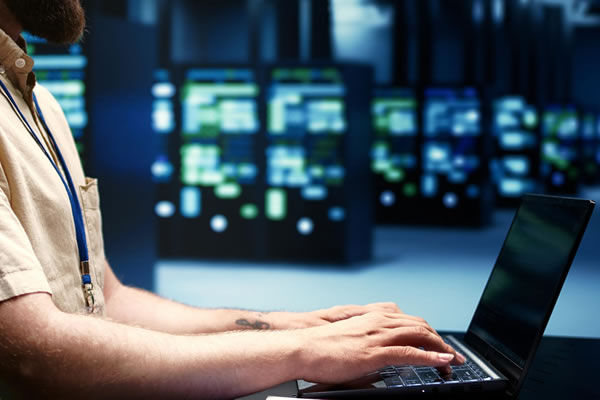 Performance Nobreak UPS: Os Benefícios Surpreendentes Para a Continuidade de Seus Projetos