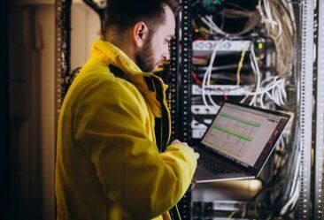 Corretiva de Nobreak e Energia: A Manutenção Preventiva Que Sua Empresa Precisa
